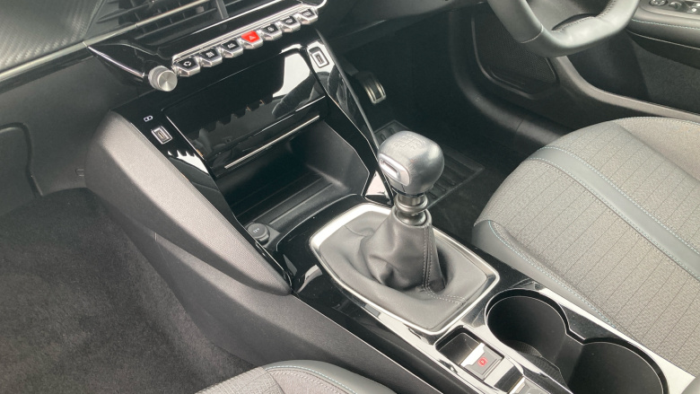 Peugeot 208 1.2 PureTech 100 Allure Premium + 5dr Petrol Hatchback